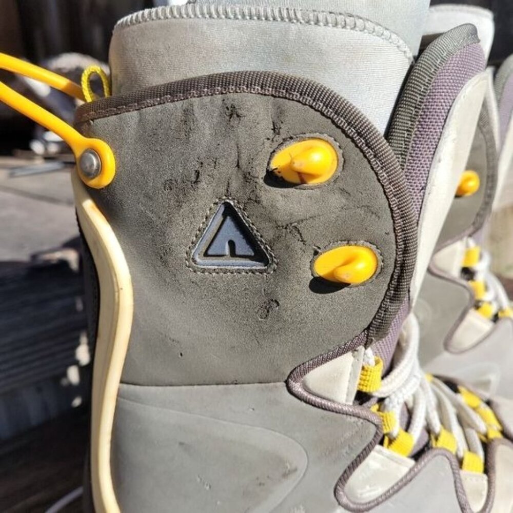 Vintage 90s Airwalk Womens Size 5/Youth 3 Gray Yellow Snowboard Boots Lace Up - Picture 7 of 12